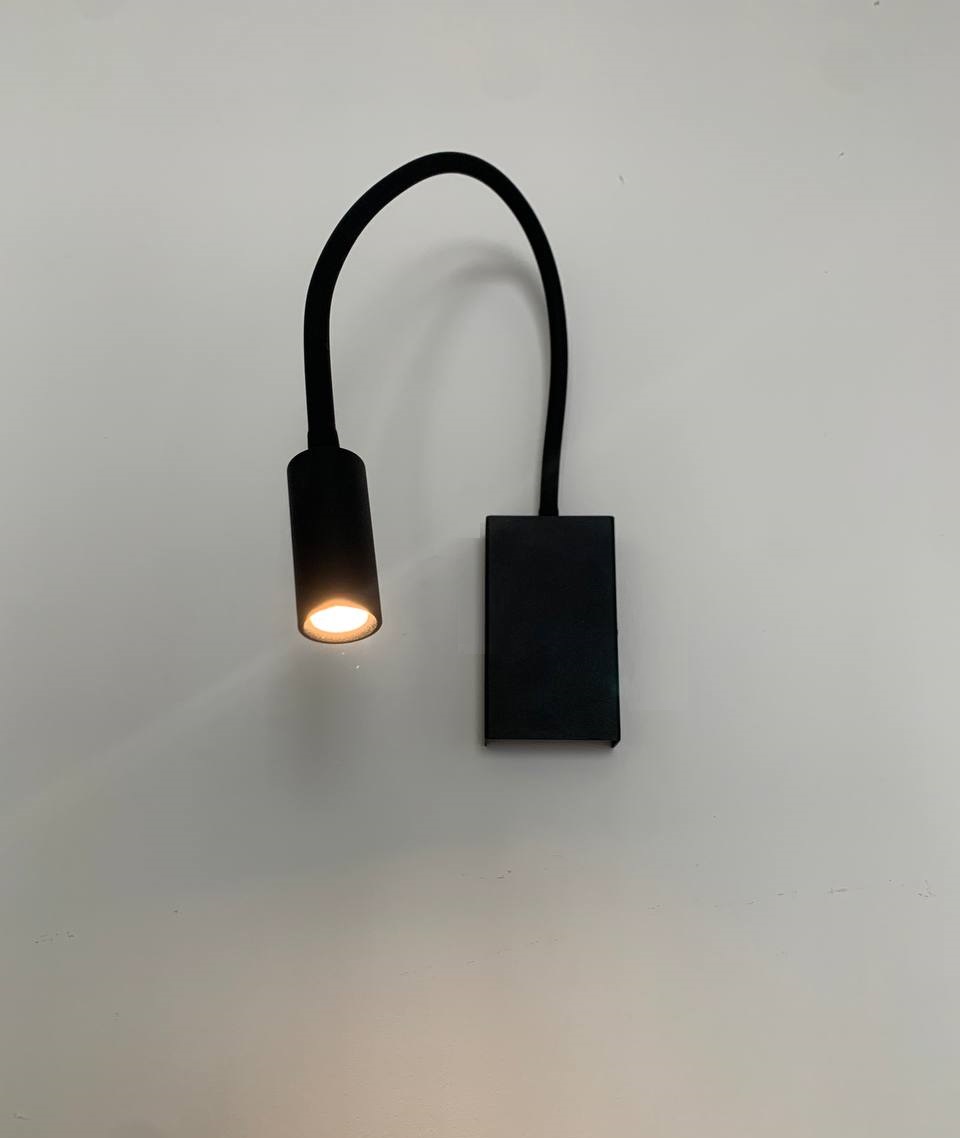 Освітлення Настінний світильник Led Black USB
